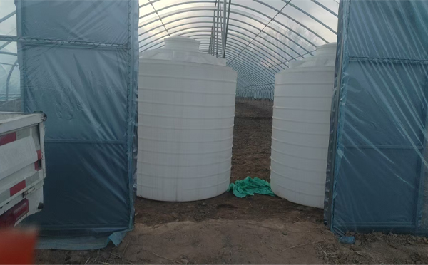 泾川塑料大桶交付成功